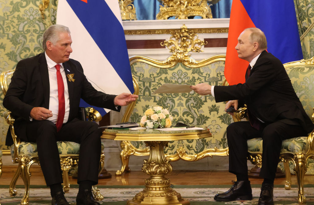 ./.Russia again flexes its nuclear muscles in Cuba